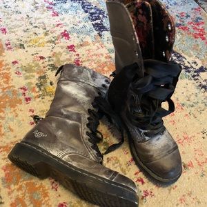 Dr.Martens size 7 boots